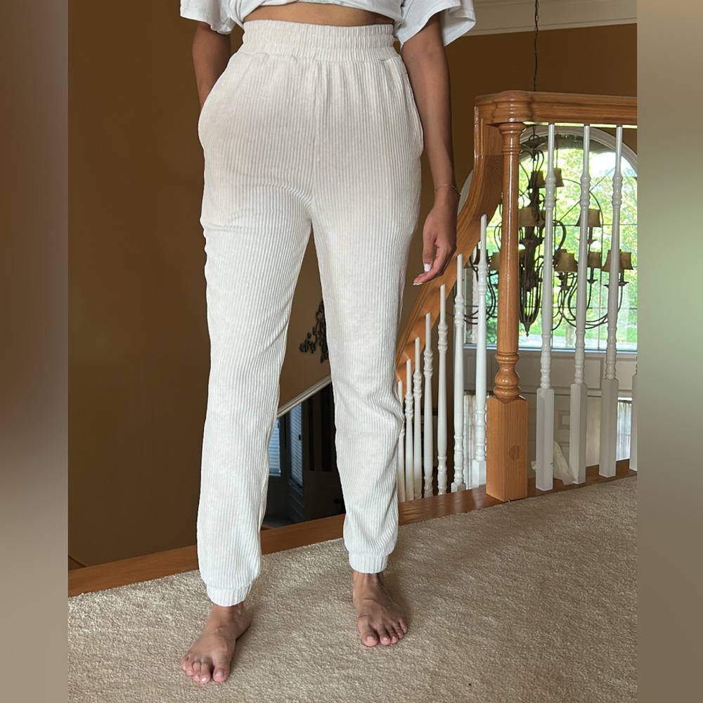 H&M corduroy ribbed joggers
